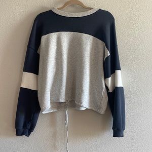 American Eagle Cropped Hoodie